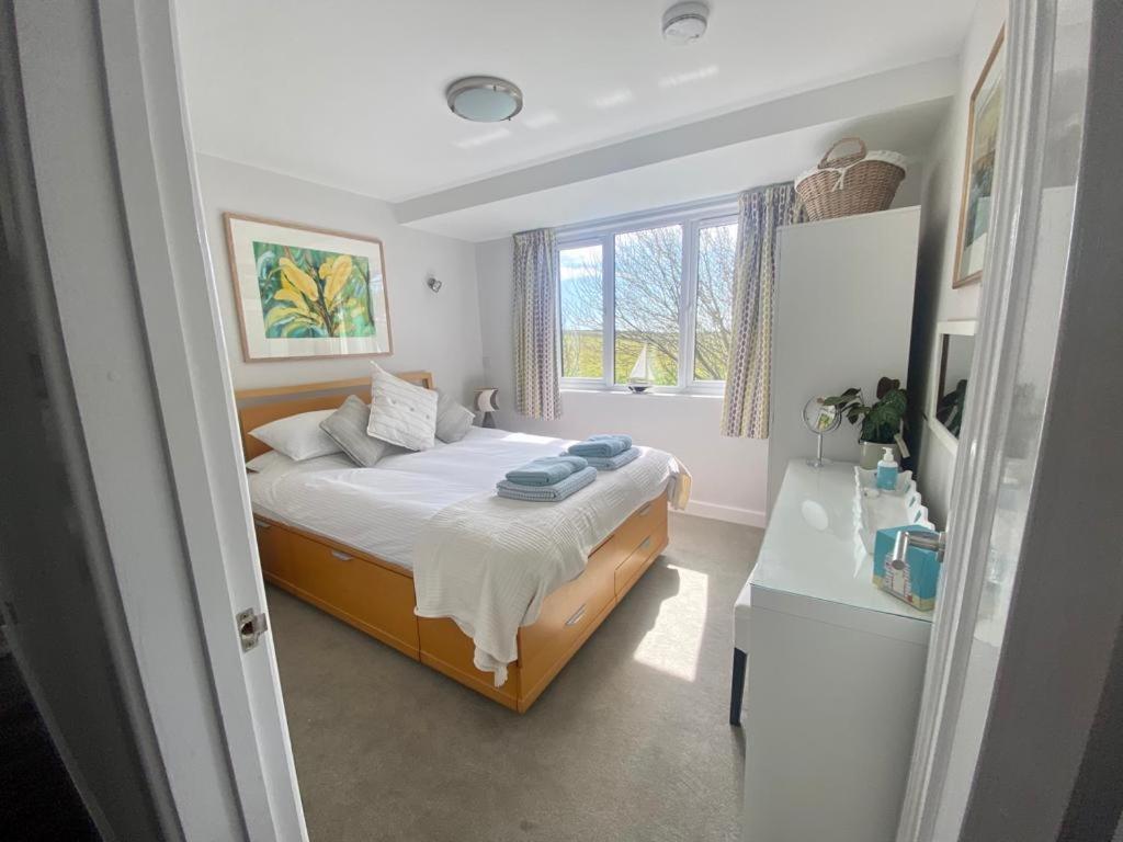 2 Bedroom Cottage Sleeps 4, With Pool Use, Sennen Zewnętrze zdjęcie